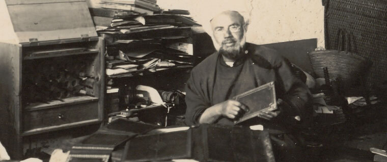 Moroccan Book-making and Manuscript Production: Approaches to Materials, Traditions, and Functions