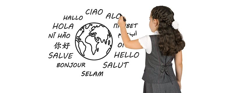 فوائد تعلم لغة ثانية للأطفال