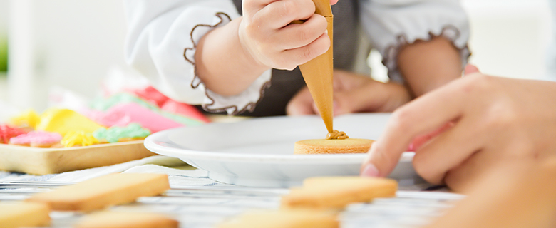 Cupcake and cookie decoration