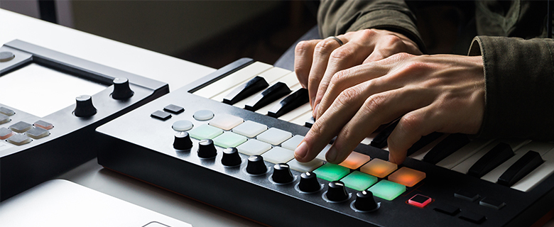 Introduction to Novation Launchkey Mini and Novation Apps