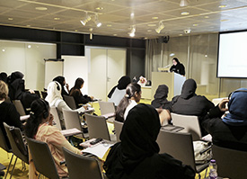 Qatar National Library Workshop Offers Health Advice for Women