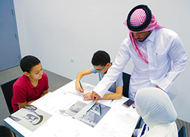 Art Class at Qatar National Library Explores Historical Photos of Qatar