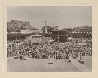 An old view of the Grand Mosque in Mecca 